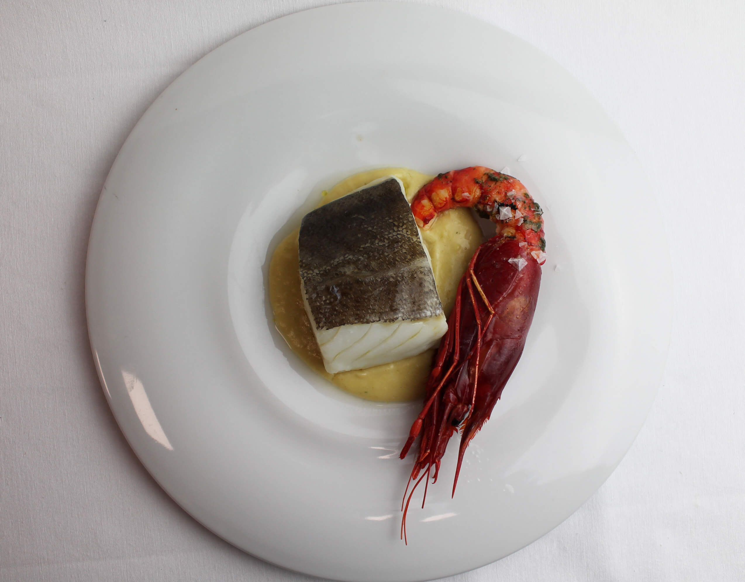 Carabinero al horno con bacalao confitado en aceite de oliva y base de purrusalda_1 Carabinero al horno con bacalao confitado en aceite de oliva y base de purrusalda